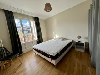  Appartement à louer 3 pièces 74 m²