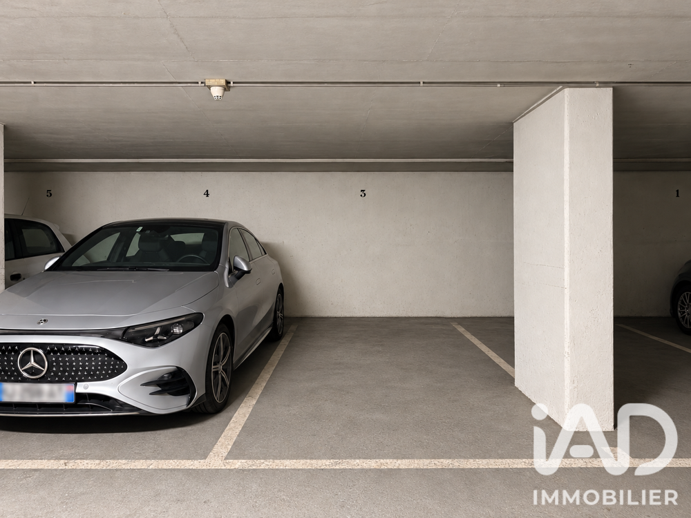 Vente Parking/Garage Vente Parking 12 m&sup2; Paris 3