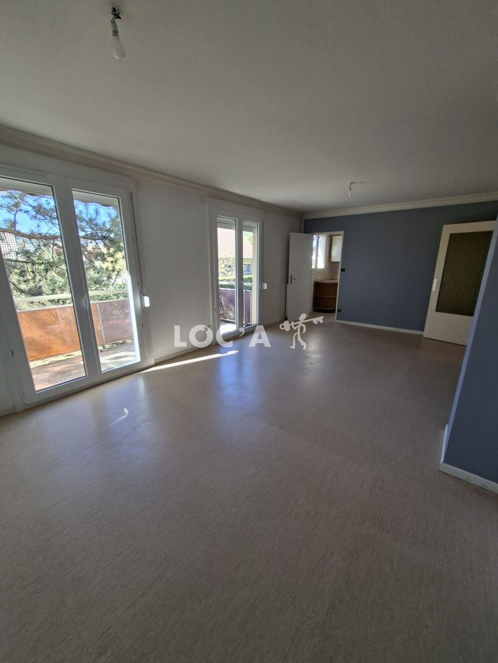 940€ cc / Mois - Chauffage inclus dans les charges - App....