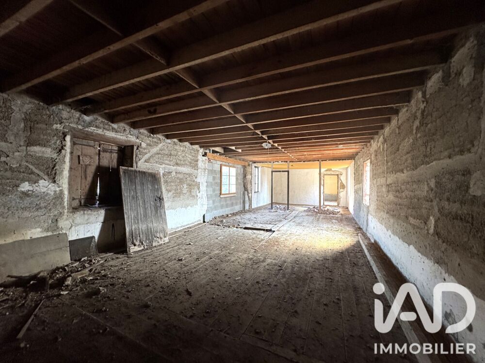 à vendre  Maison Nervieux (42510)