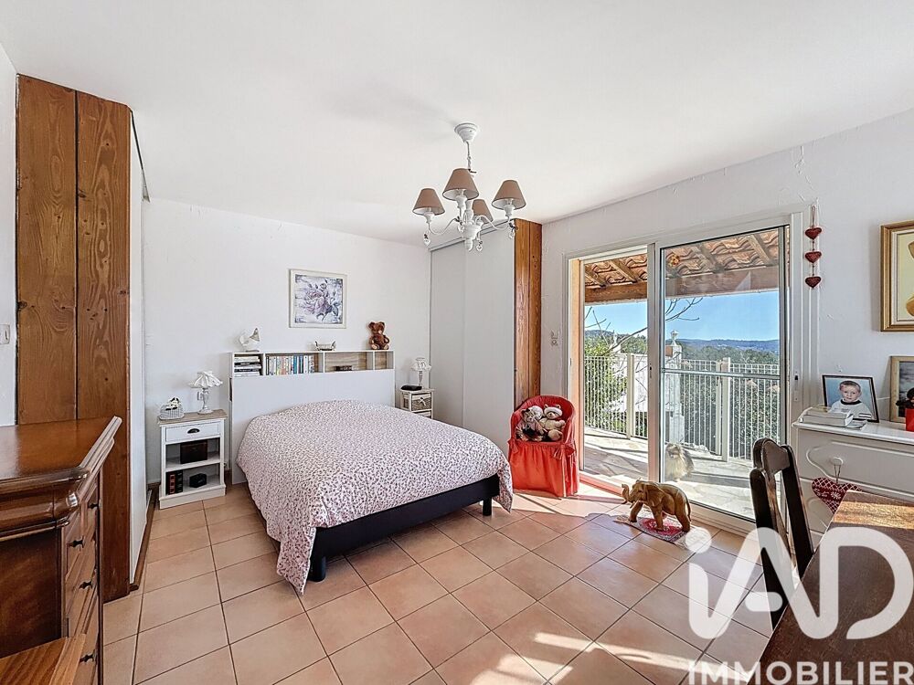 Vente Maison Vente Maison/villa 7 pièces Besse-sur-issole