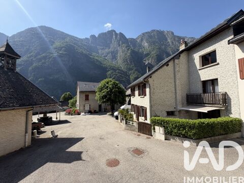   Vente Maison Maison - 8 pi�ce(s) - 202 m�