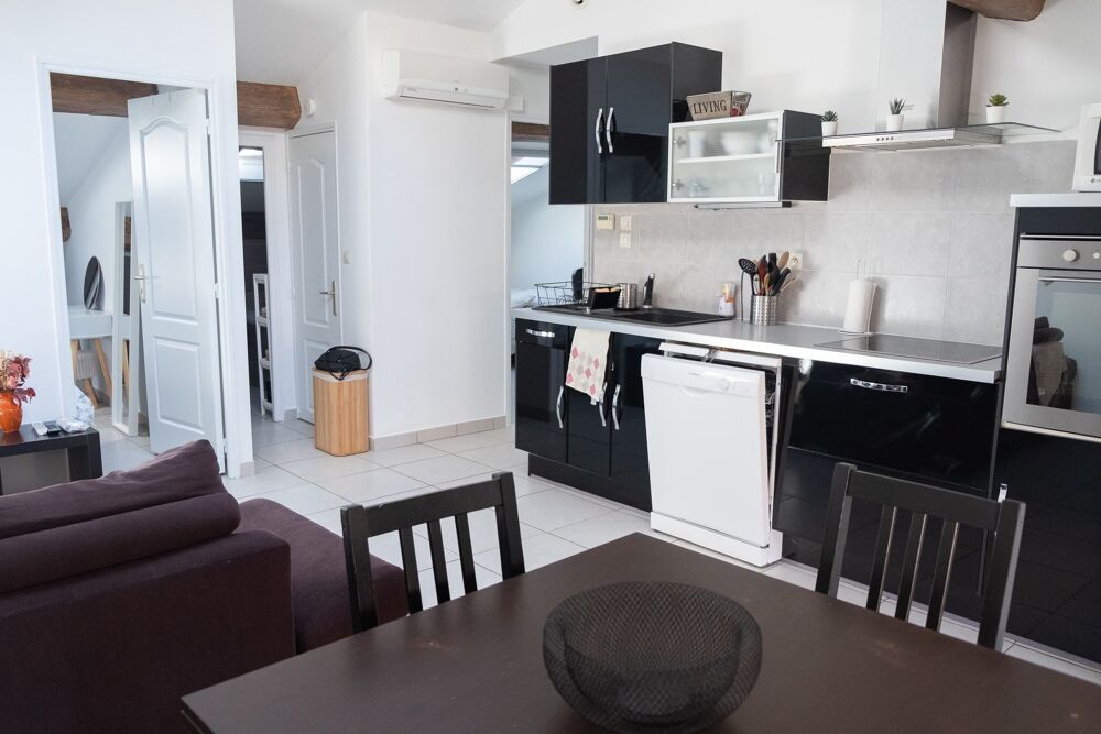 1070€ CC / Mois - A SAISIR DE SUITE !! MASSENA à LYON....