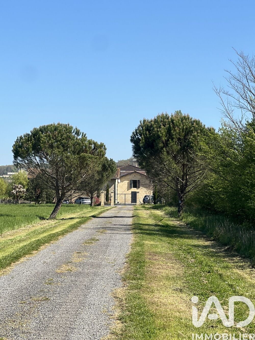 Maison 7 pièces 330 m² · à Izon · 330 m² · 870 000 €