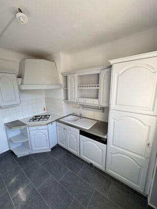  Appartement à louer 3 pièces 64 m²