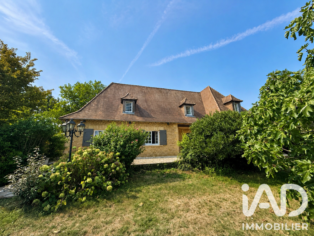 Vente Maison Vente Maison de village 10 pièces Église-neuve-de-vergt