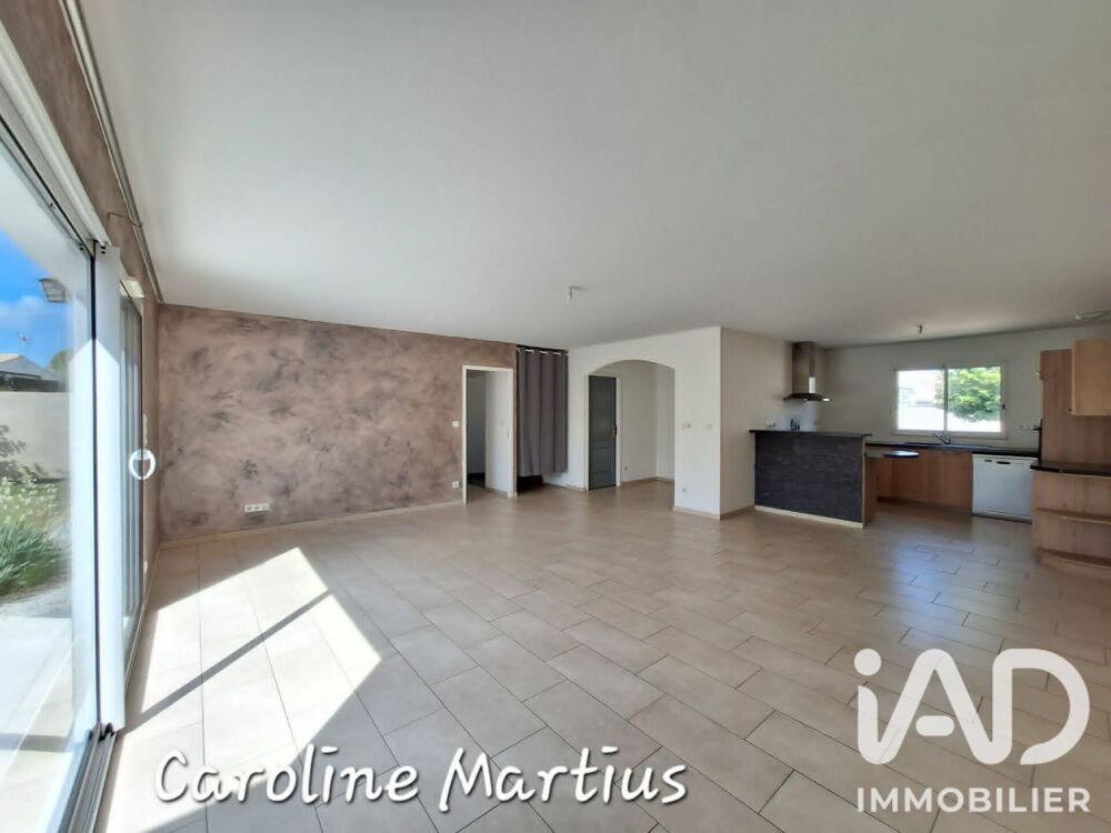 Vente Maison Vente Maison traditionnelle 5 pièces Saint-ouen-d'aunis