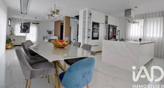  Maison � vendre 7 pi�ces 210 m�