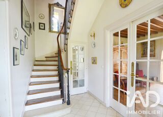  Maison à vendre 9 pièces 241 m²