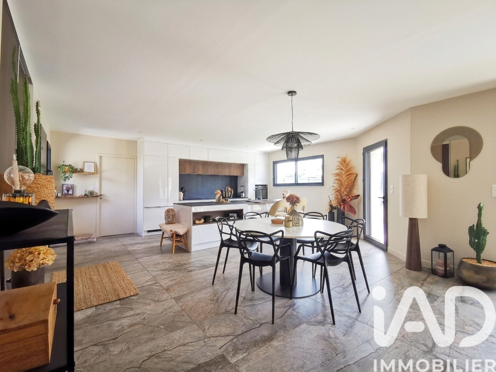 vente Maison - 4 pièce(s) - 104 m² Basse-Goulaine (44115)
