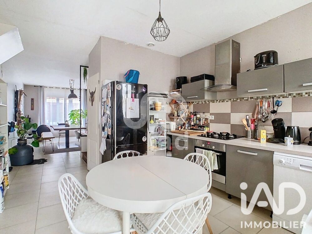 Vente Maison Vente Maison de ville 7 pièces Fère-champenoise