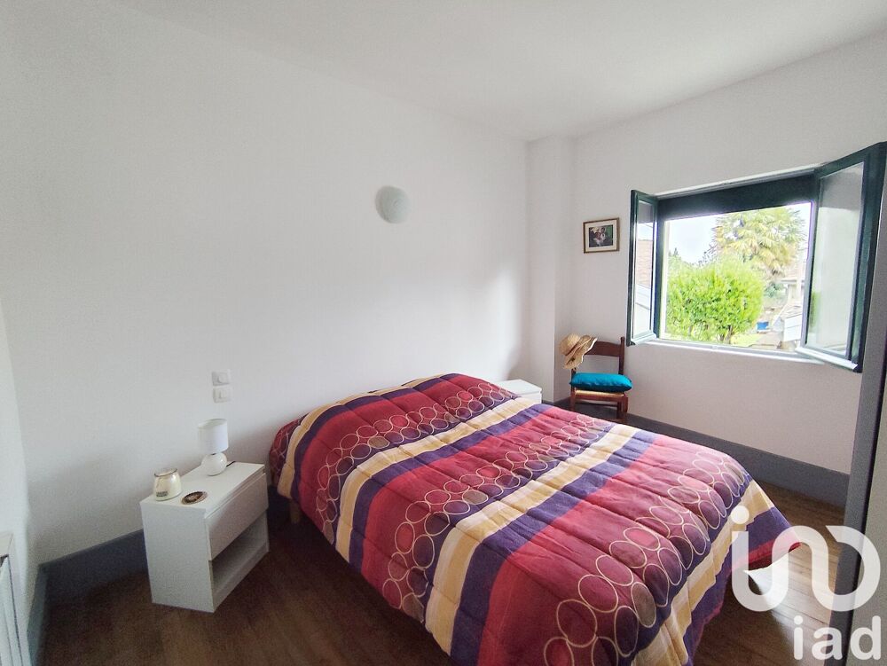 Vente Maison Vente Maison de village 6 pièces Sengouagnet