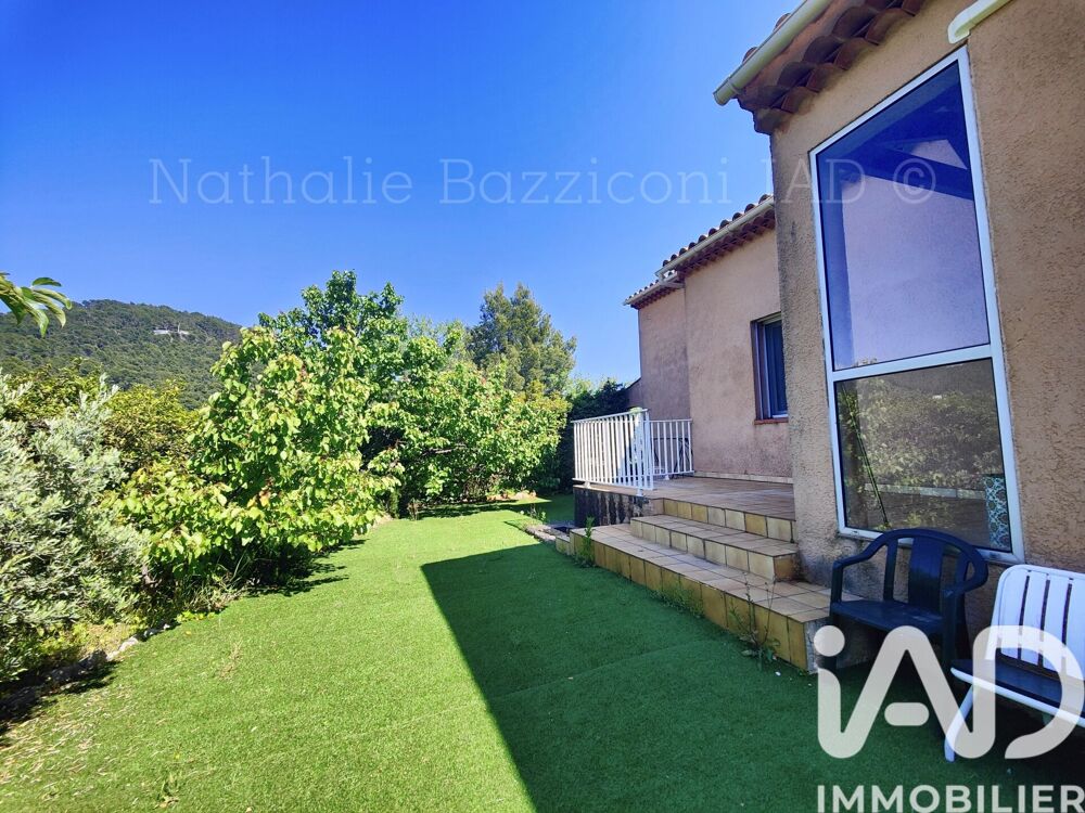 à vendre  Maison Carqueiranne (83320)
