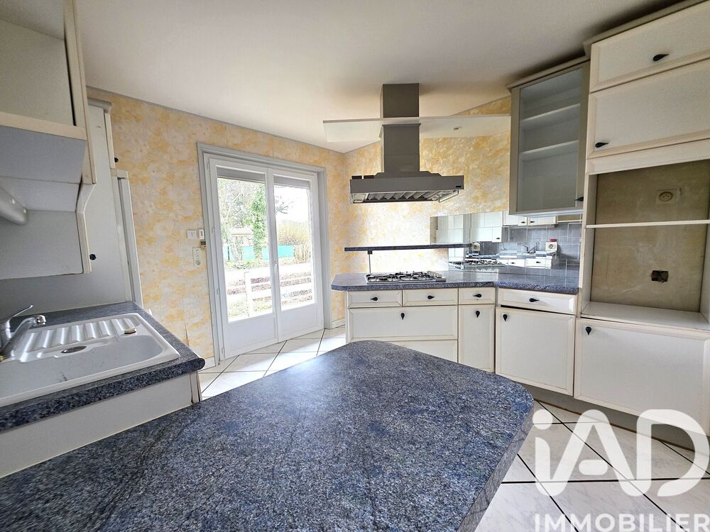 Vente Maison Vente Maison/villa 9 pièces Pionsat