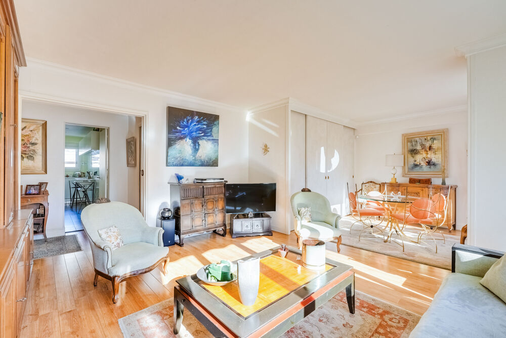 Vente Appartement Métro Boucicaut 4P 80m² traversant 5e ét. séjour sud, balcon Paris 15