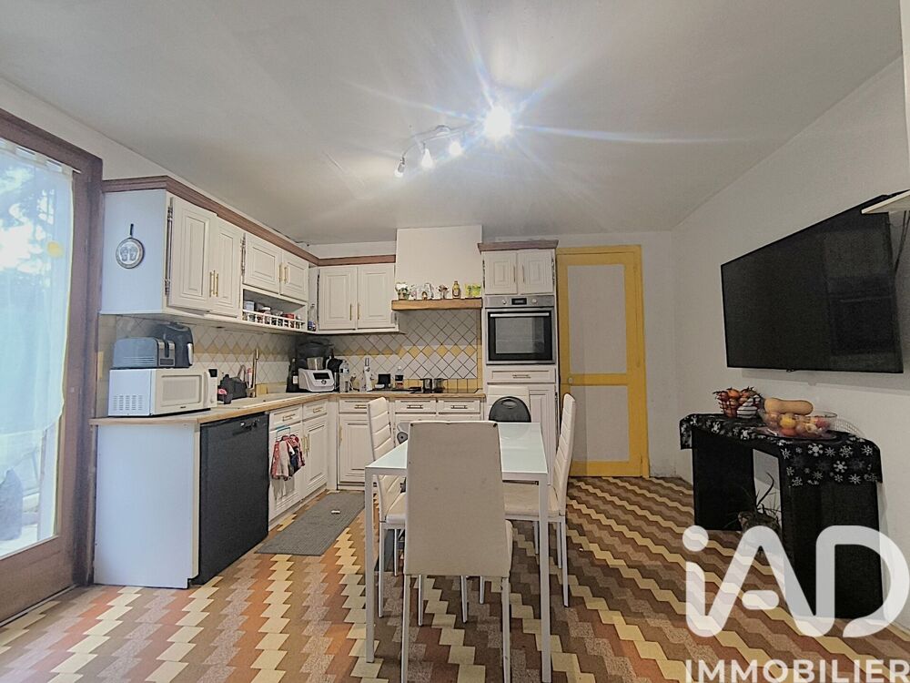 Vente Maison Vente Maison de village 6 pièces La celle-sur-morin