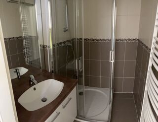  Appartement à louer 4 pièces 87 m²