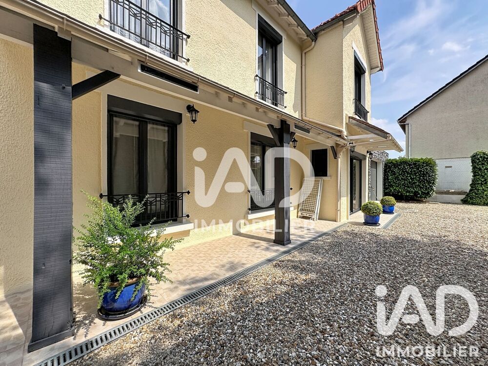 Vente Maison Vente Maison traditionnelle 6 pièces Le coudray-montceaux