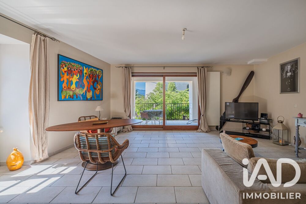 Vente Maison Vente Maison de village 5 pièces Saint-Étienne-de-crossey