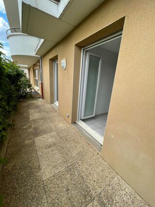  Appartement à louer 2 pièces 39 m²