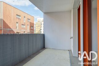  Appartement à louer 3 pièces 73 m²