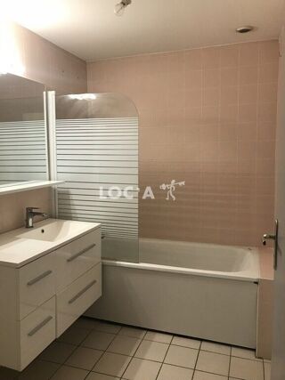  Appartement à louer 3 pièces 54 m²