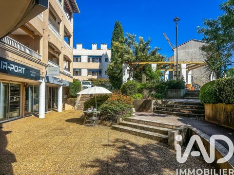 iad France - Mehdi Aznar vous propose: LOCAL COMMERCI... 222500 83320 Carqueiranne