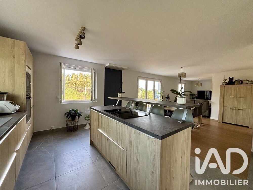 Vente Maison Vente Maison de campagne 10 pièces Breuil sous argenton
