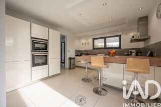  Maison à vendre 9 pièces 214 m²