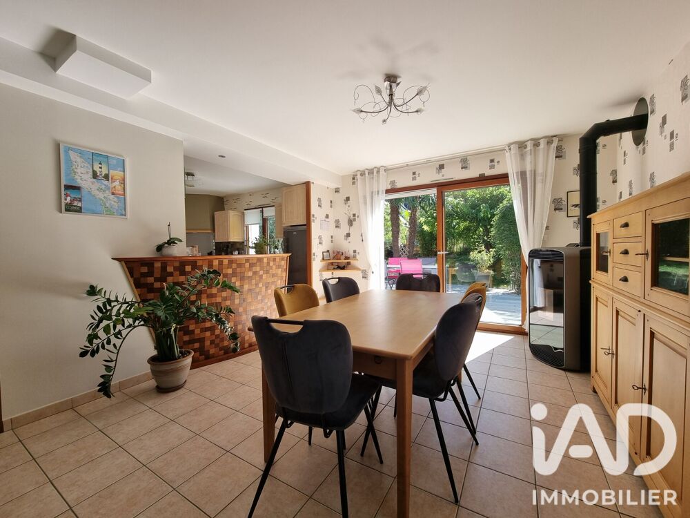 Vente Maison Vente Maison traditionnelle 7 pièces Bourgbarré
