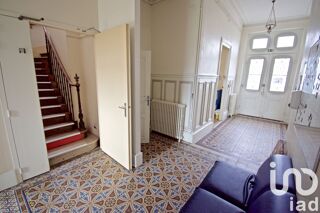  Immeuble à vendre 958 m²
