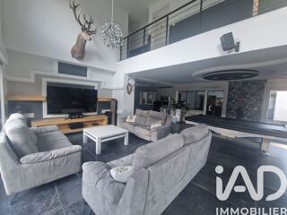  Maison à vendre 15 + pièces 515 m²