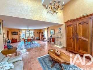  Maison à vendre 6 pièces 211 m²