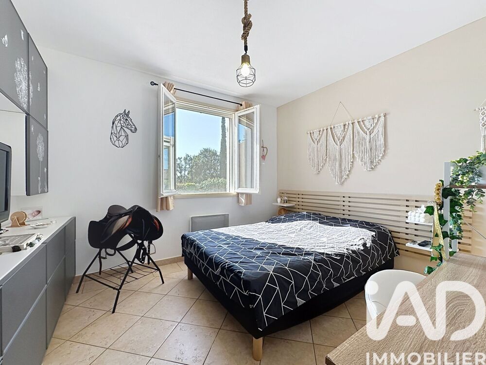 à vendre  Maison Roquebrune-sur-Argens (83520)