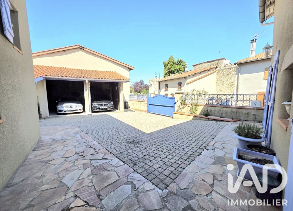 Vente Maison Vente Maison de village 10 pièces Saint-marcellin-en-forez