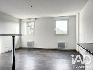  Appartement à louer 3 pièces 63 m²