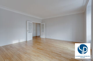  Appartement à louer 3 pièces 84 m²