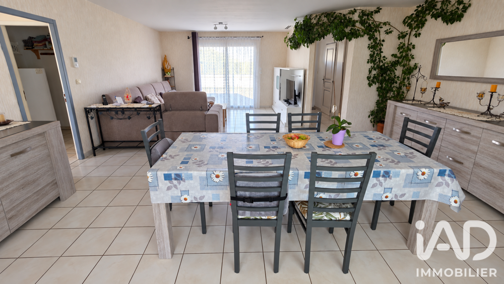Vente Maison Vente Maison traditionnelle 6 pièces Doix lès fontaines