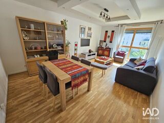  Appartement à louer 4 pièces 90 m²