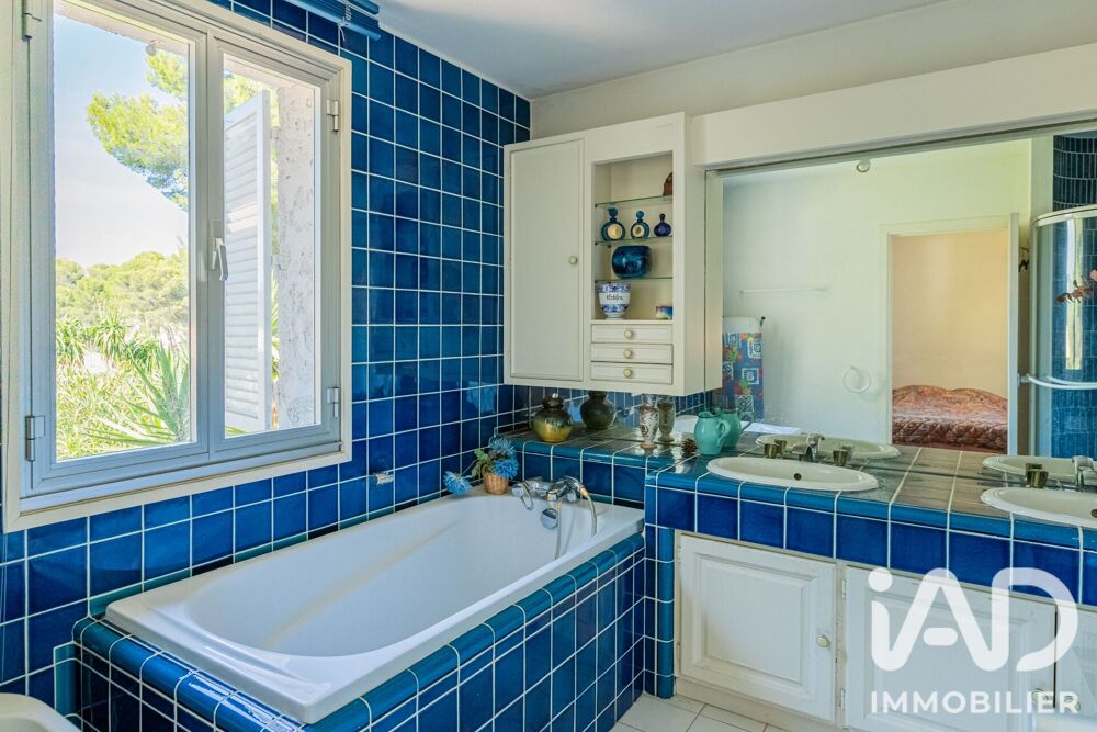 à vendre  Maison Antibes (06600)