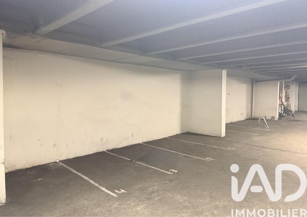 Vente Parking/Garage Vente Parking 12 m&sup2; Paris 18