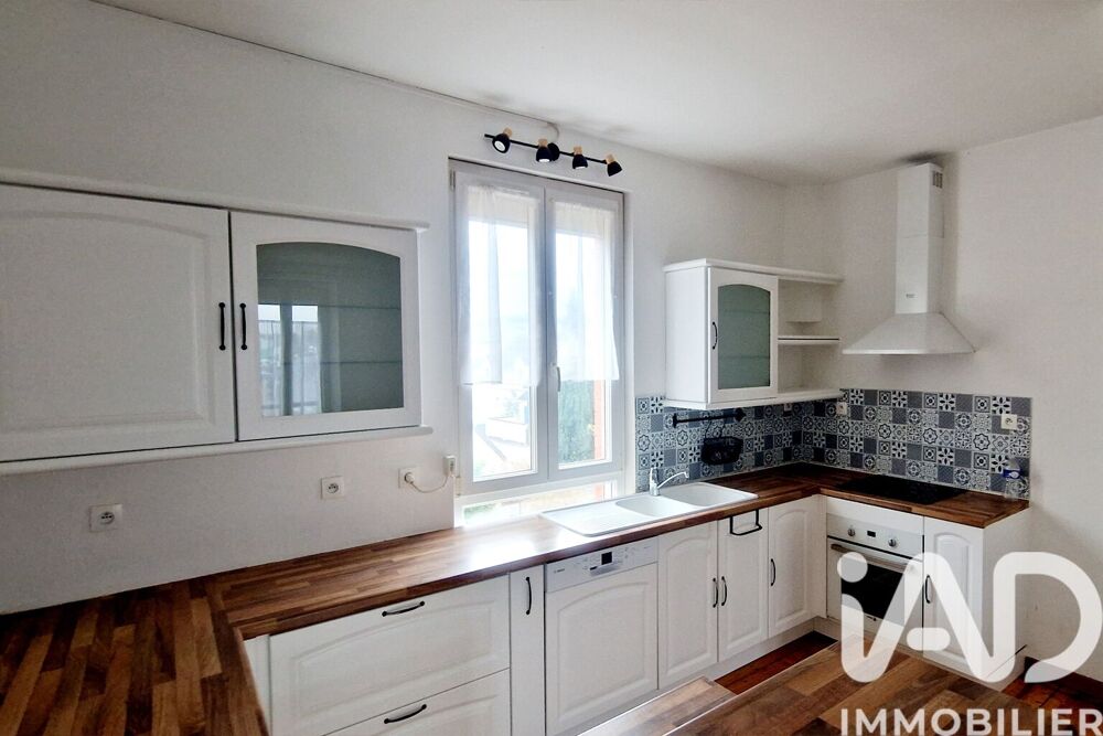 location Appartement - 3 pièce(s) - 64 m² Brie-Comte-Robert (77170)