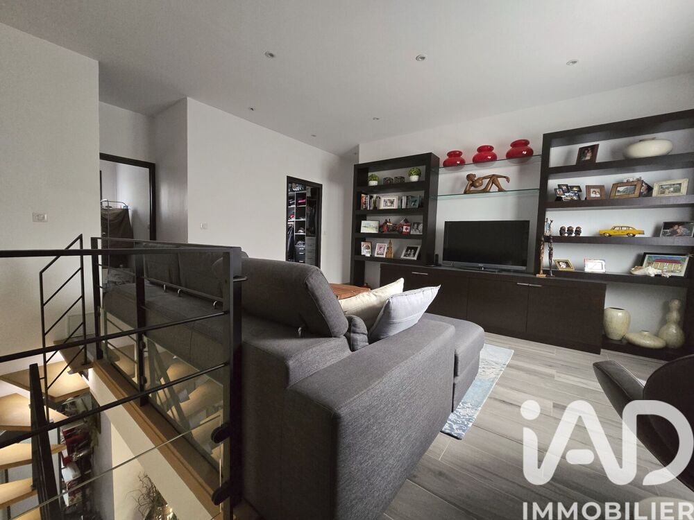à vendre  Maison Magny-le-Hongre (77700)
