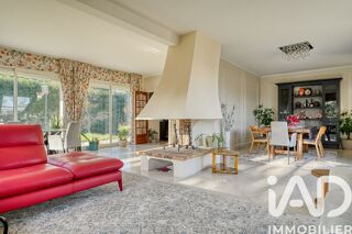  Maison à louer 9 pièces 250 m²