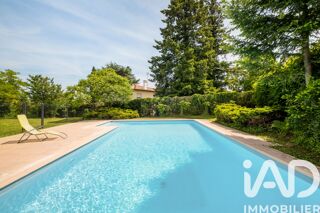  Maison � vendre 9 pi�ces 260 m�