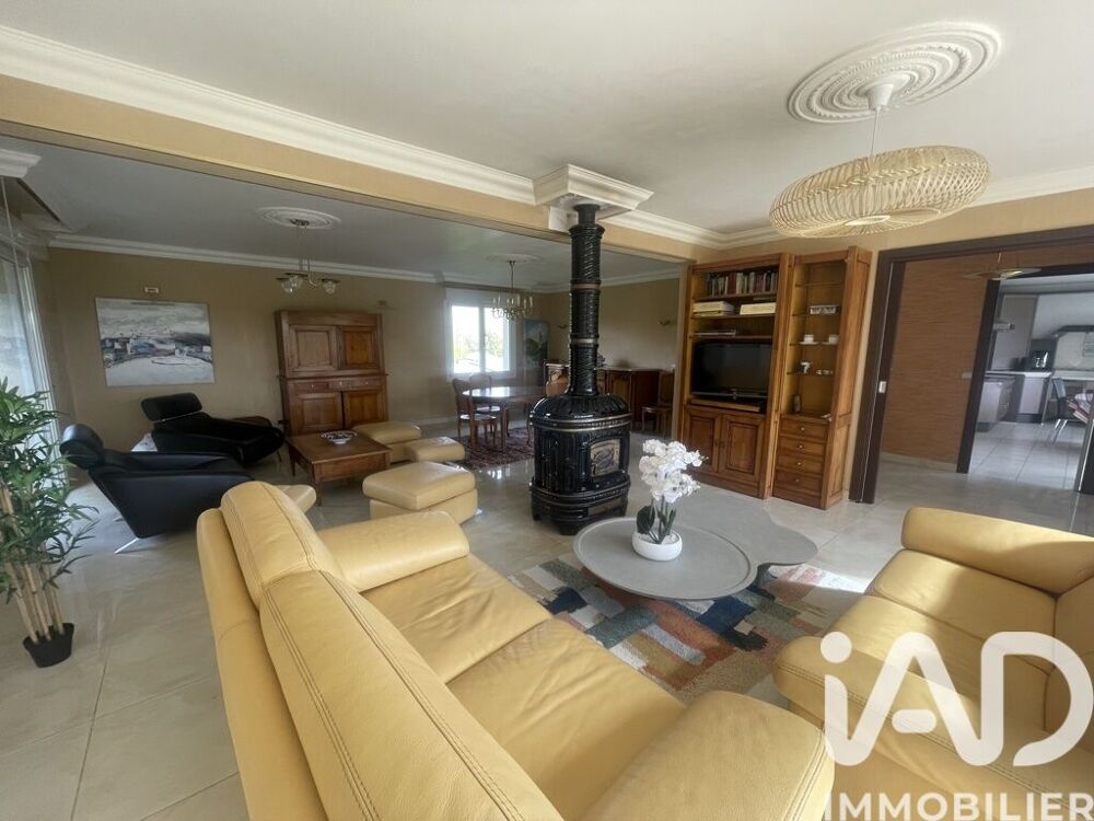 Vente Maison Vente Maison/villa 6 pièces Saint-vran