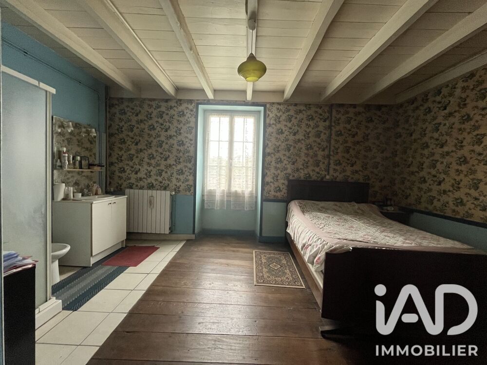 Vente Maison Vente Ferme 10 pièces Vitrac-saint-vincent