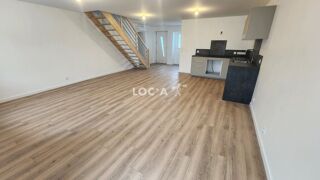  Maison à louer 6 pièces 155 m²