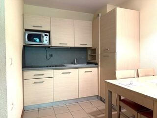  Appartement à louer 2 pièces 40 m²