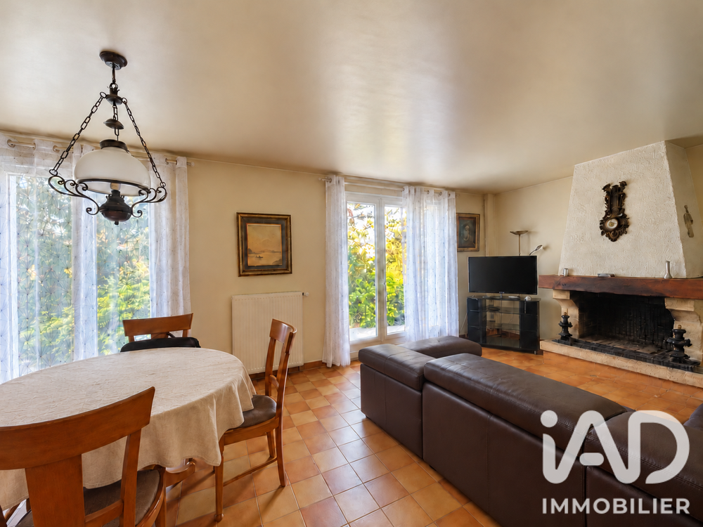Vente Maison Vente Maison traditionnelle 6 pièces Béthemont-la-forêt